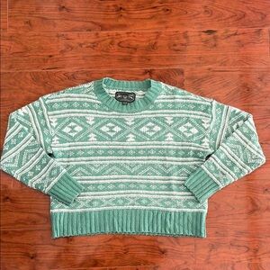 American Eagle Green and White Aztec Knit Crewneck Sweater Top